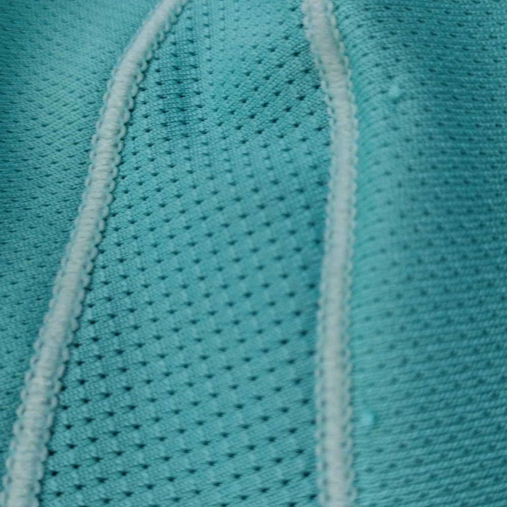 New Balance t-shirt. - Picture 14 of 14